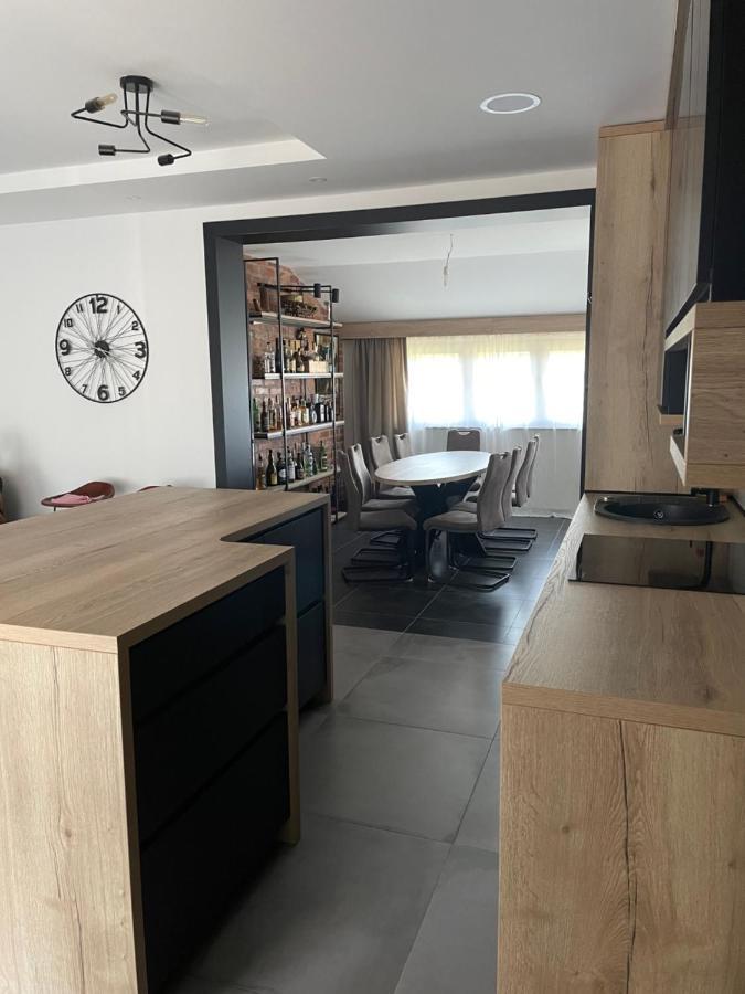 Pampas Apartments Mreznica Duga Resa Buitenkant foto