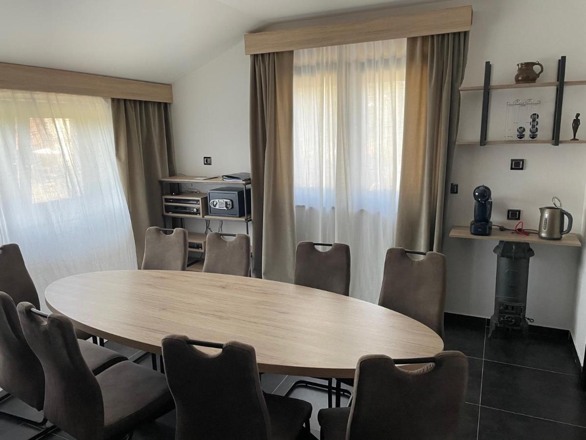 Pampas Apartments Mreznica Duga Resa Buitenkant foto