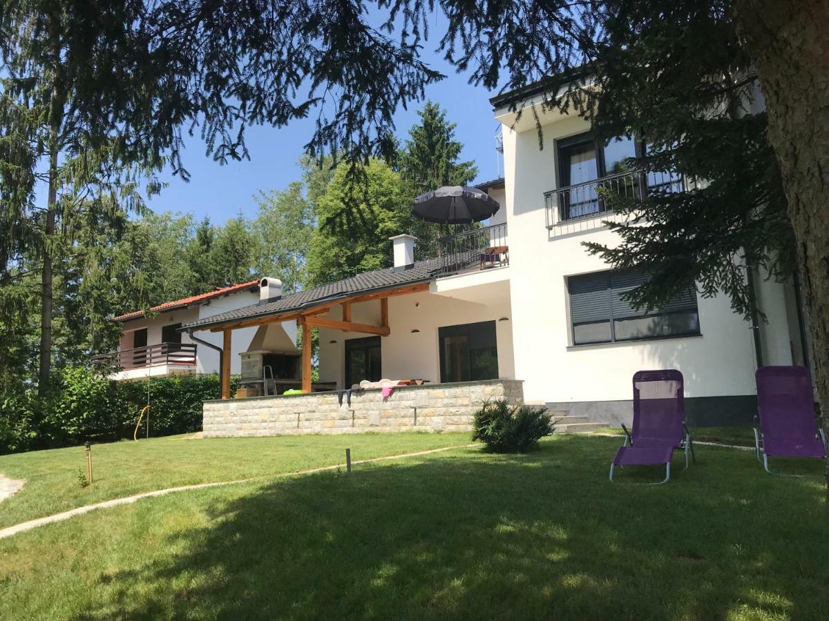 Pampas Apartments Mreznica Duga Resa Buitenkant foto